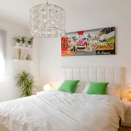 Jacuzzi Stunning 2-bed Ap Center Alicante